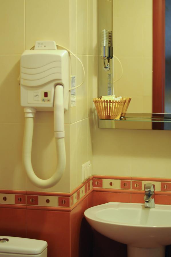 Don Kihot Hotel Novovolyns'k 部屋 写真